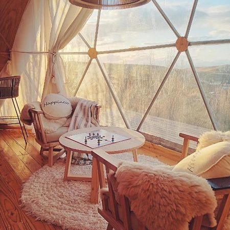 Boreas Ecoluxury Glamping Эль-Калафате Экстерьер фото